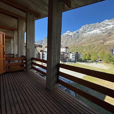 Maison Cleo Elegant Апартаменти *